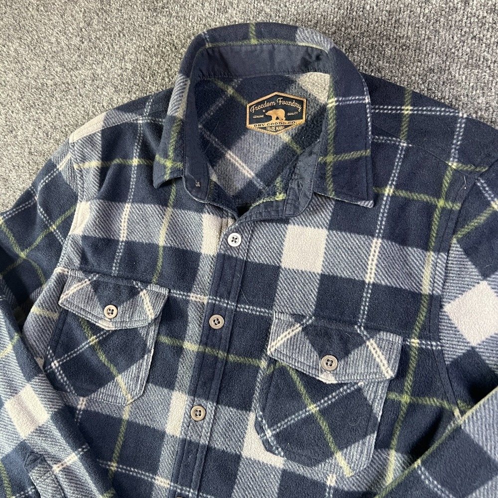Freedom Foundry Fleece Shacket Mens Large Navy Blue Plaid Button Front Winter
